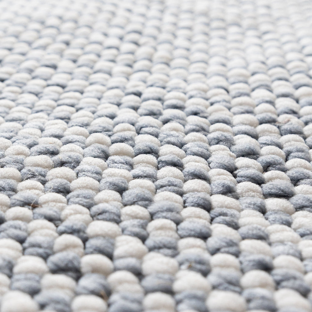 Sustainable Low-Pile Rug - Lykke Light Blue