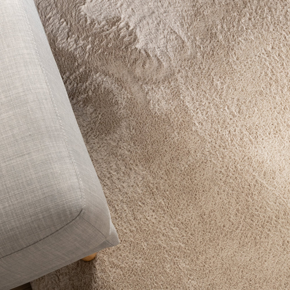 Soft Low-Pile Rug – Cozy Beige