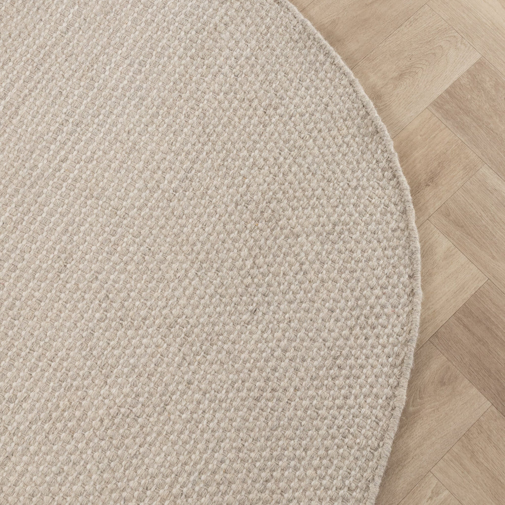 Irregular Rug - Bliss Cream/White