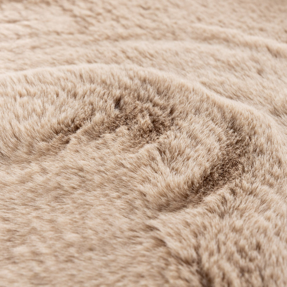 Round High-Pile Rug – Comfy Supreme Beige