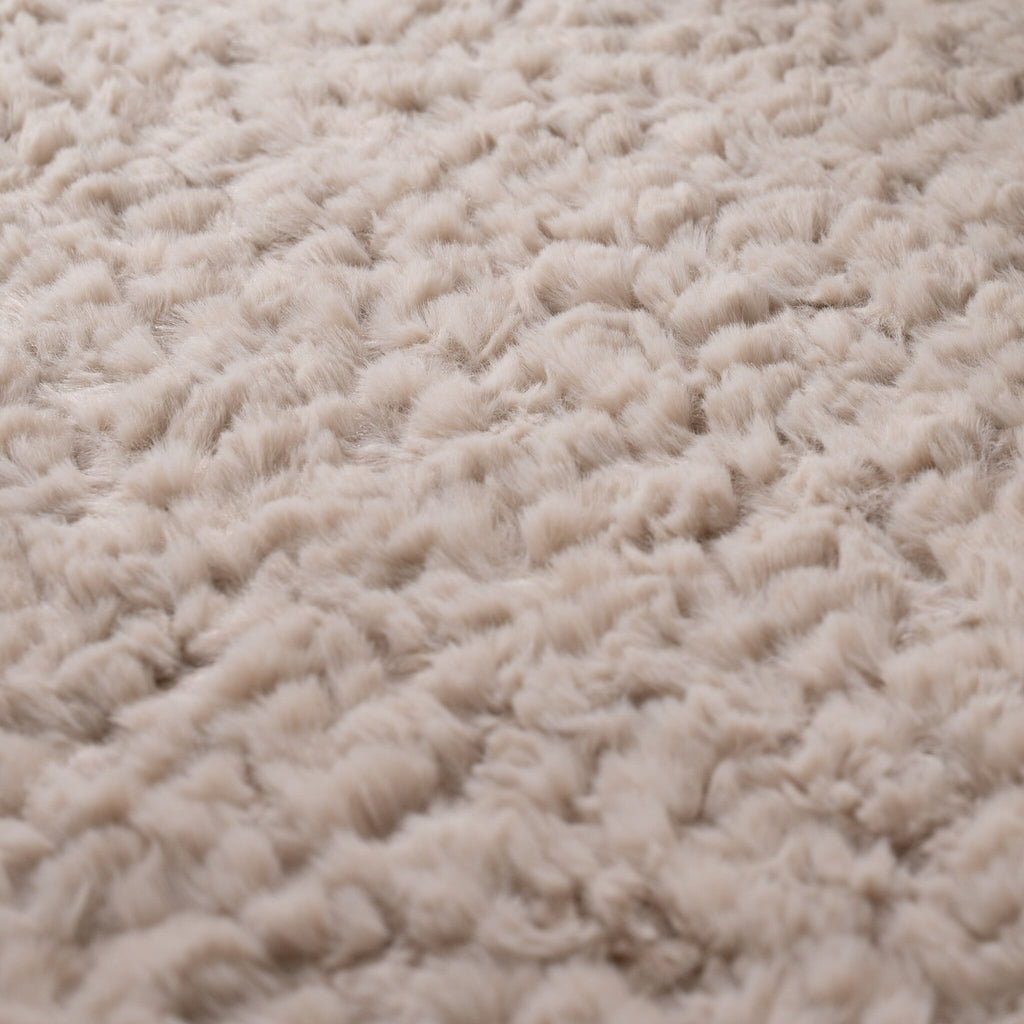 Fluffy Rug – Bobby Cream