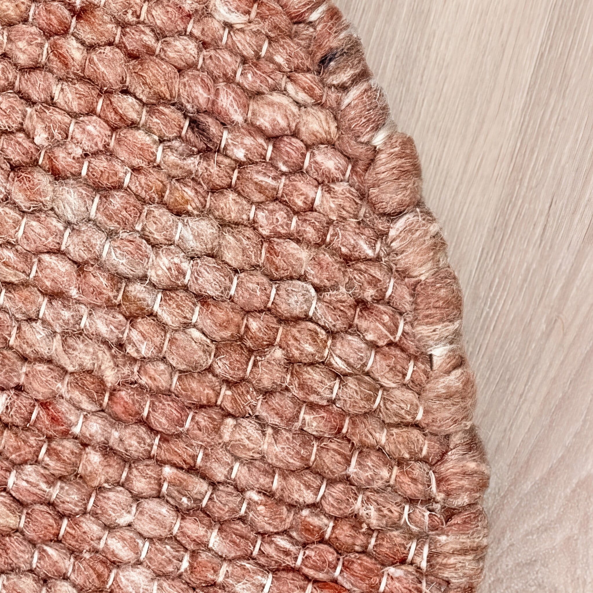 Round Wool Rug – Feline Terracotta
