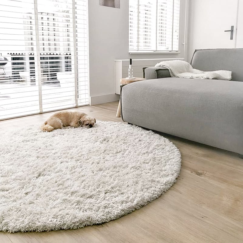 Round High-Pile Floor Rug - Fuzzy White