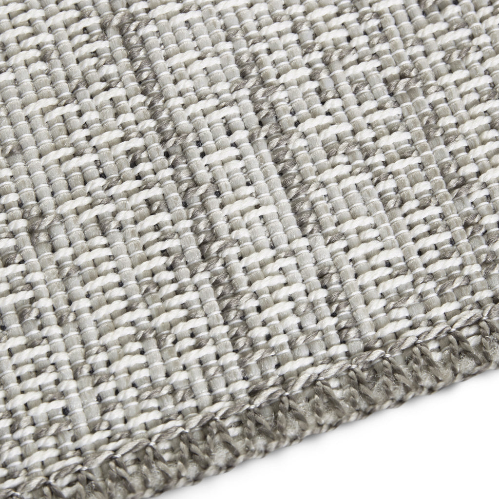 Vintage Outdoor Rug - Curious Cream Lens