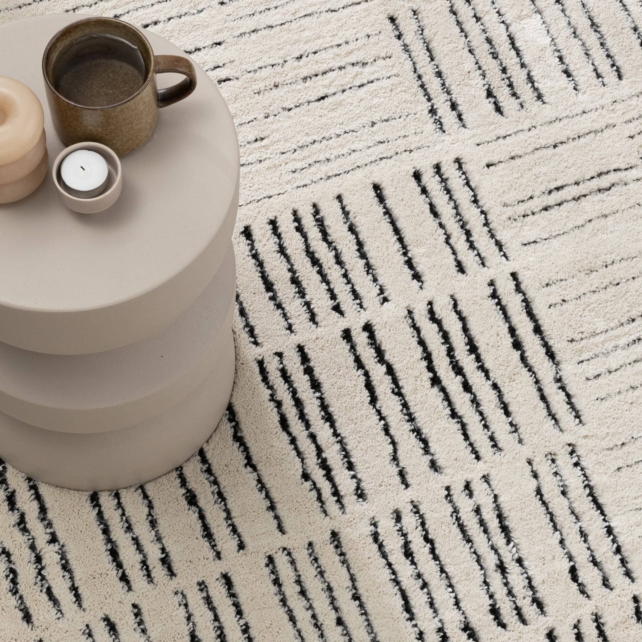 Scandinavian Rug - Yune Lines Cream/Black