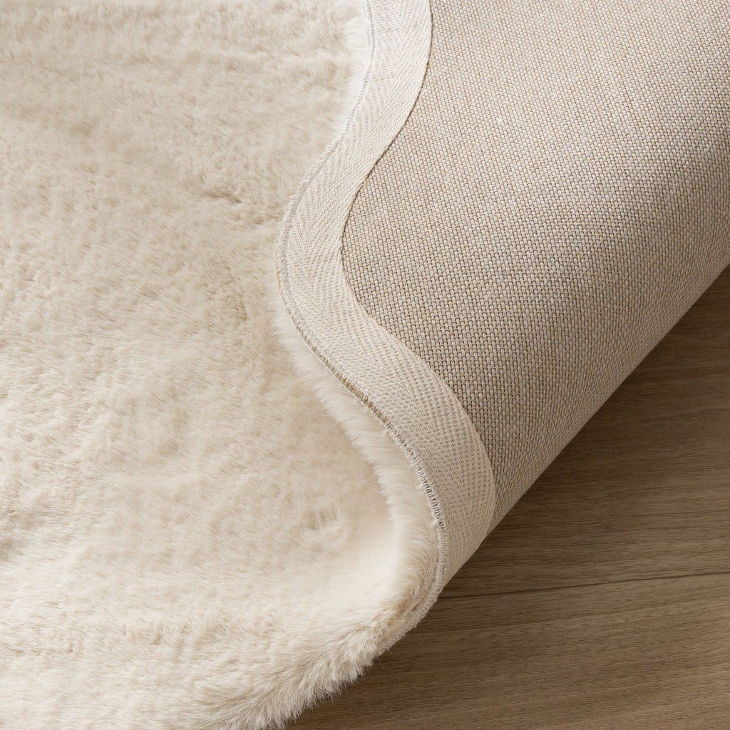 Soft High Pile Rug - Comfy Supreme Wavy Cream