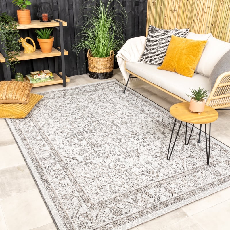 Vintage Outdoor Rug - Victoria Aztec Grey