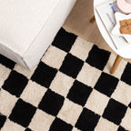 Retro Rug - Gambit Black/White