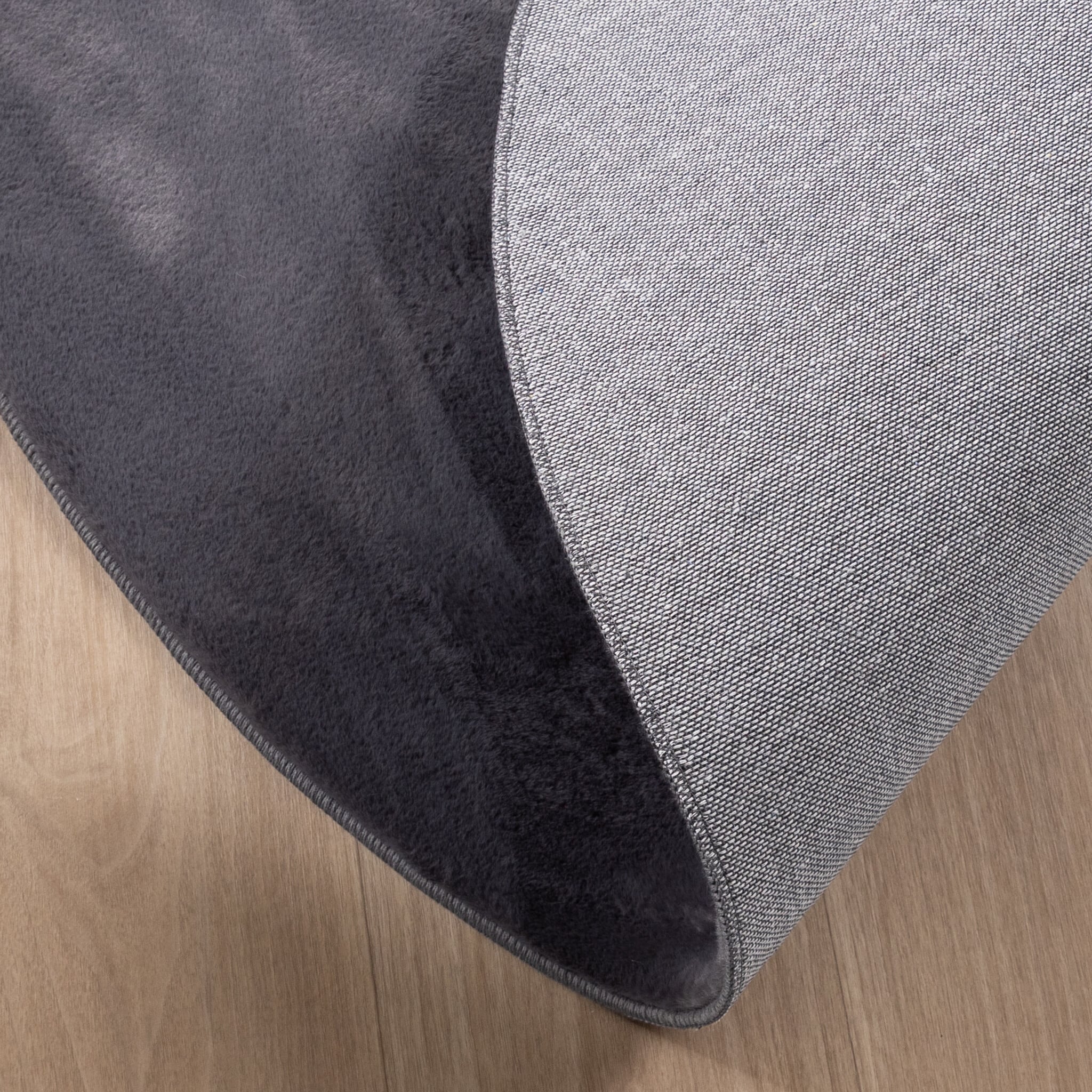 Round Low-Pile Rug - Cozy Anthracite