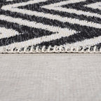 Geometric Floor Rug - Decio Teo Black/White