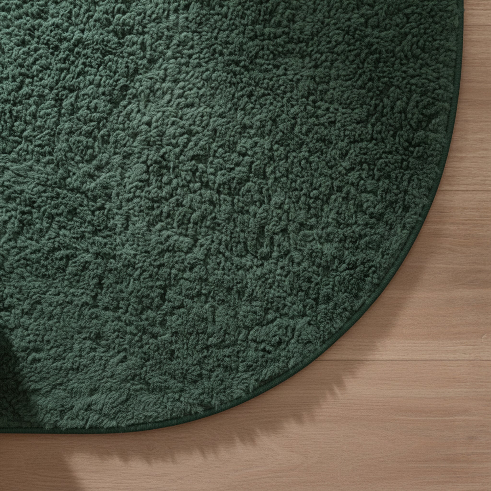Round Fluffy Rug – Bobby Green
