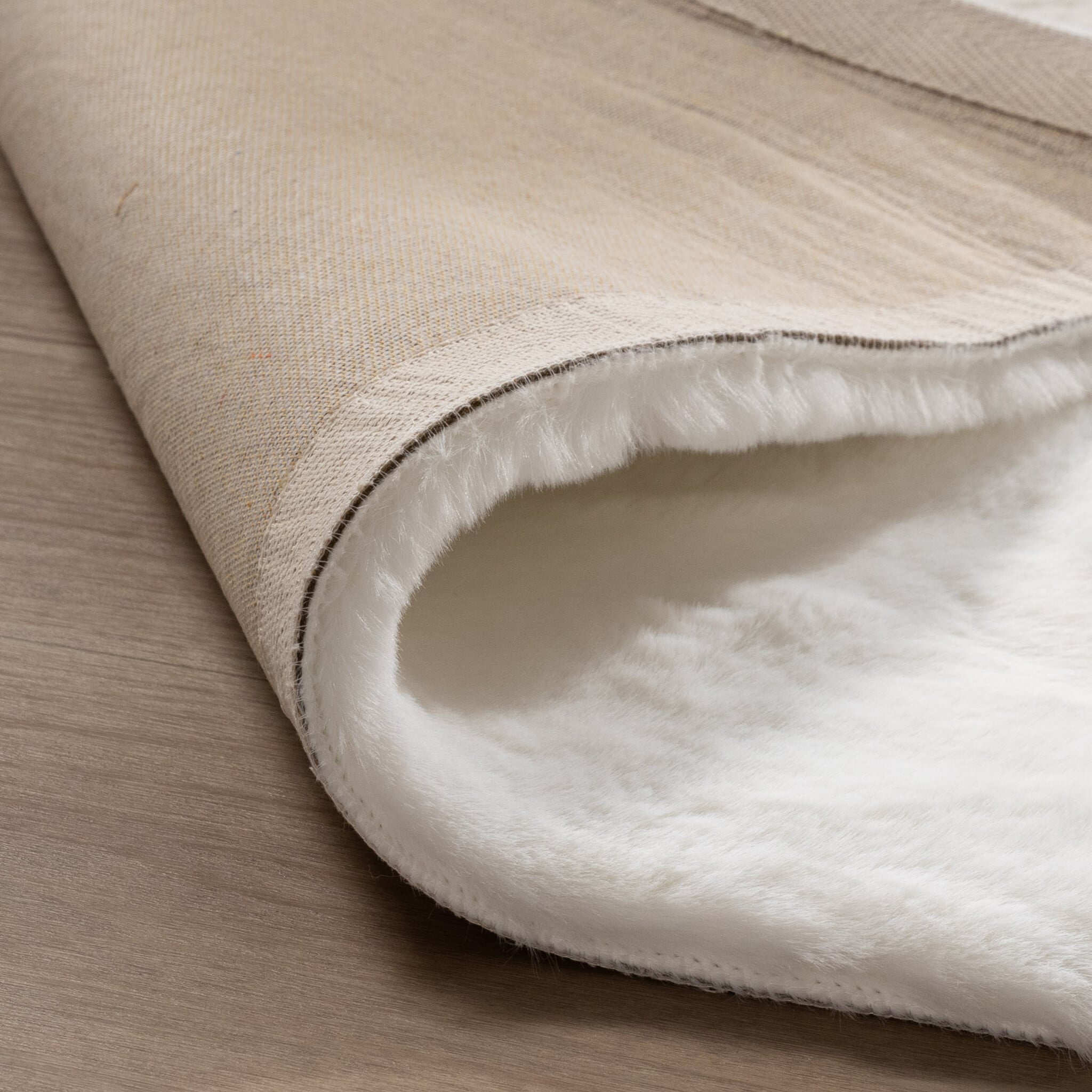 Soft High Pile Rug - Comfy Supreme White