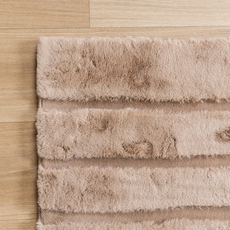 Soft High Pile Rug - Carvy Curves Taupe