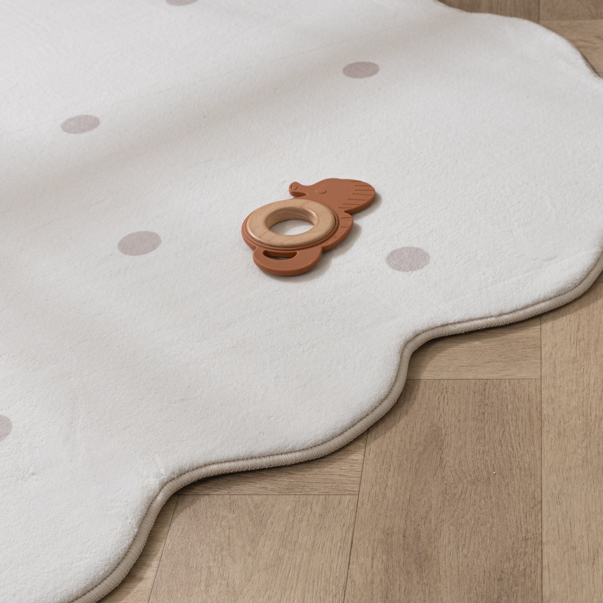 Kids Room Rug - Cloudy Dots White