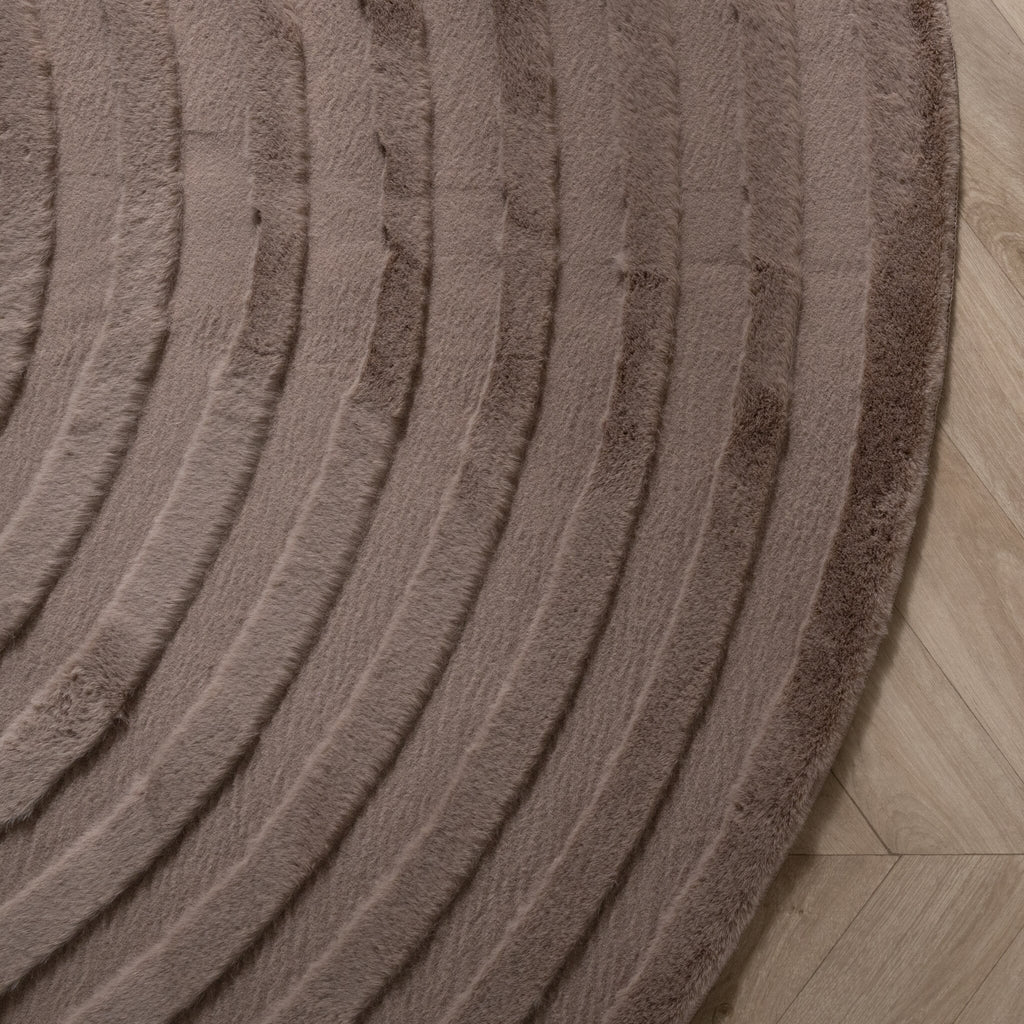Irregular Rug - Flowy Arch Taupe