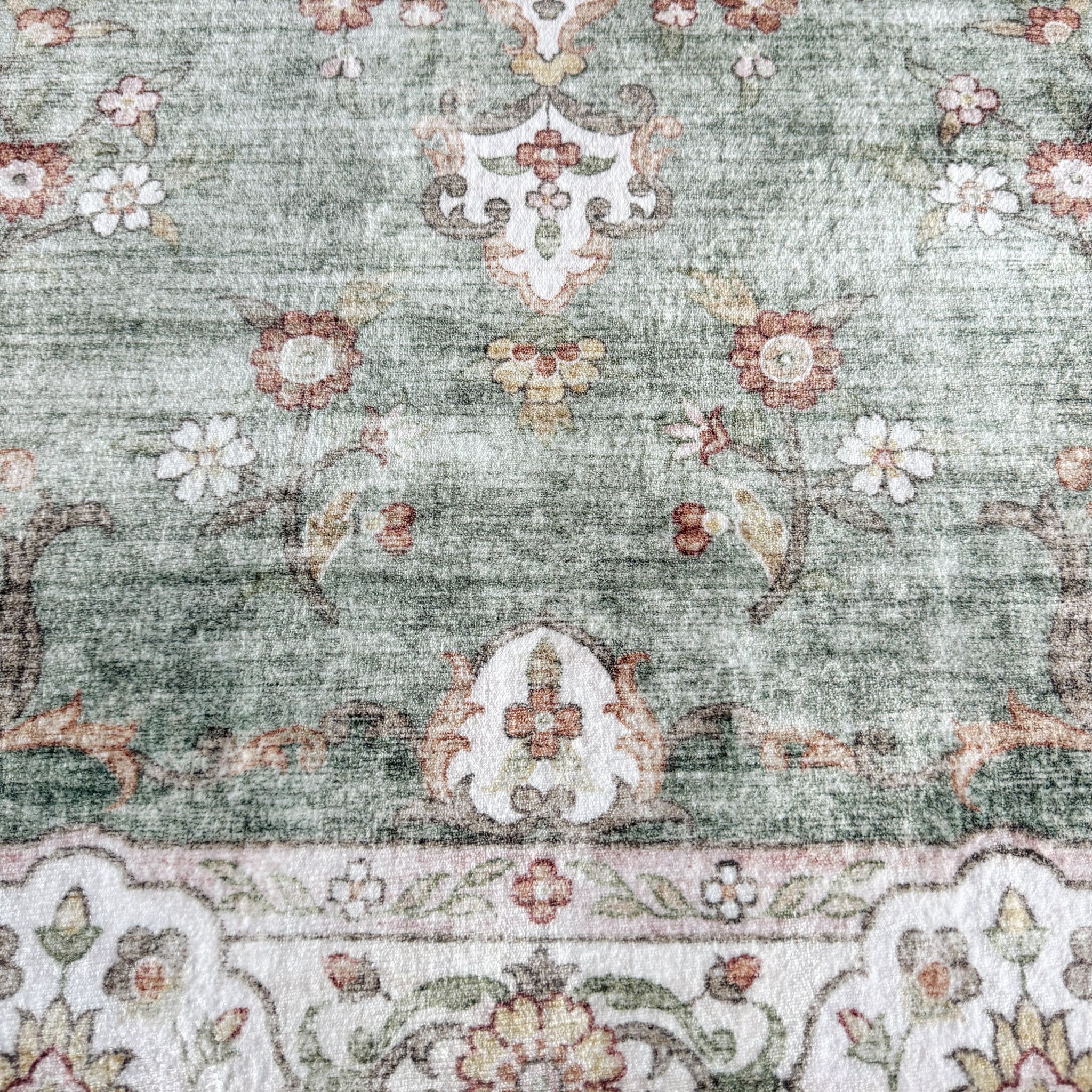 Vintage rug – Ember Medallion Green