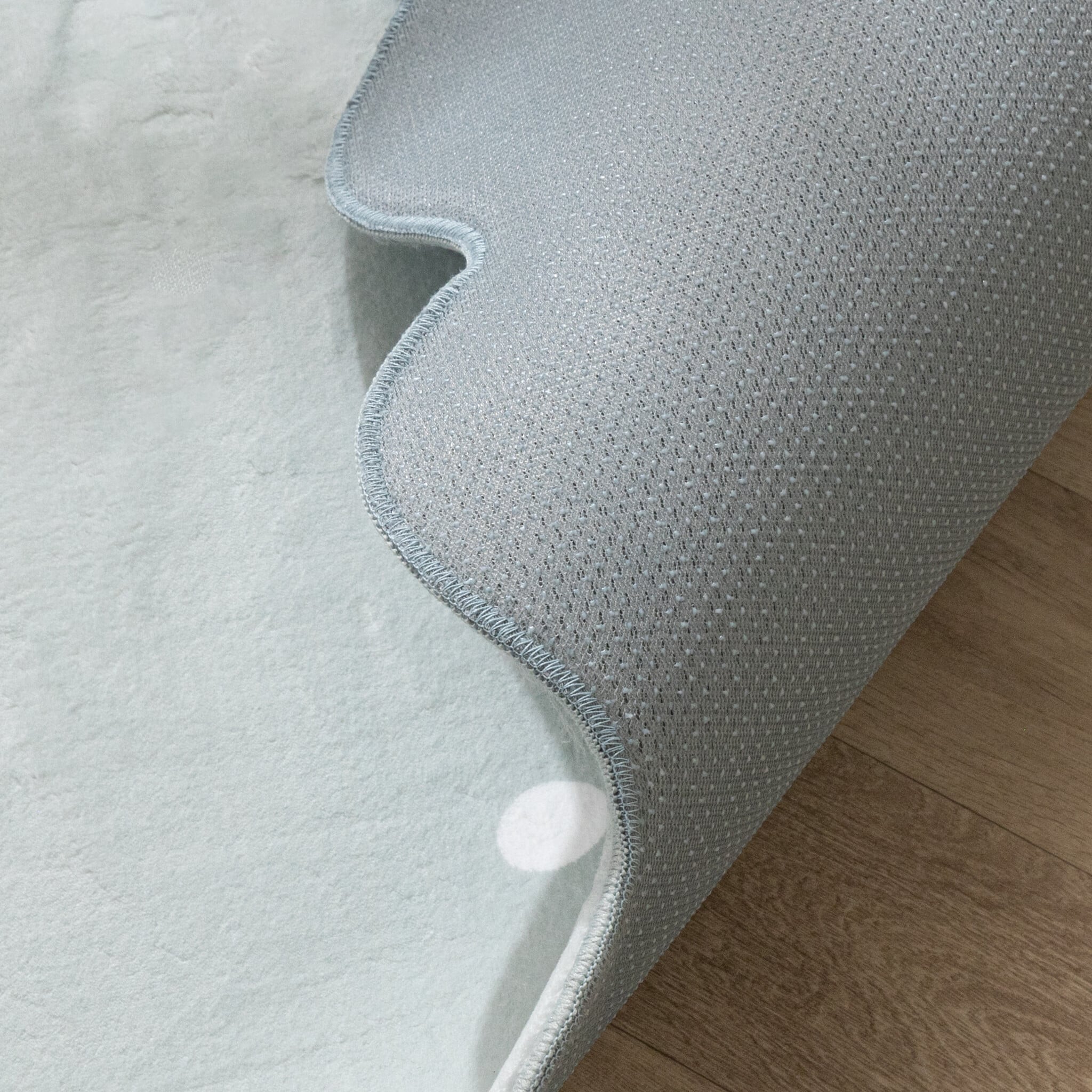 Kids Room Rug - Cloudy Dots Mint