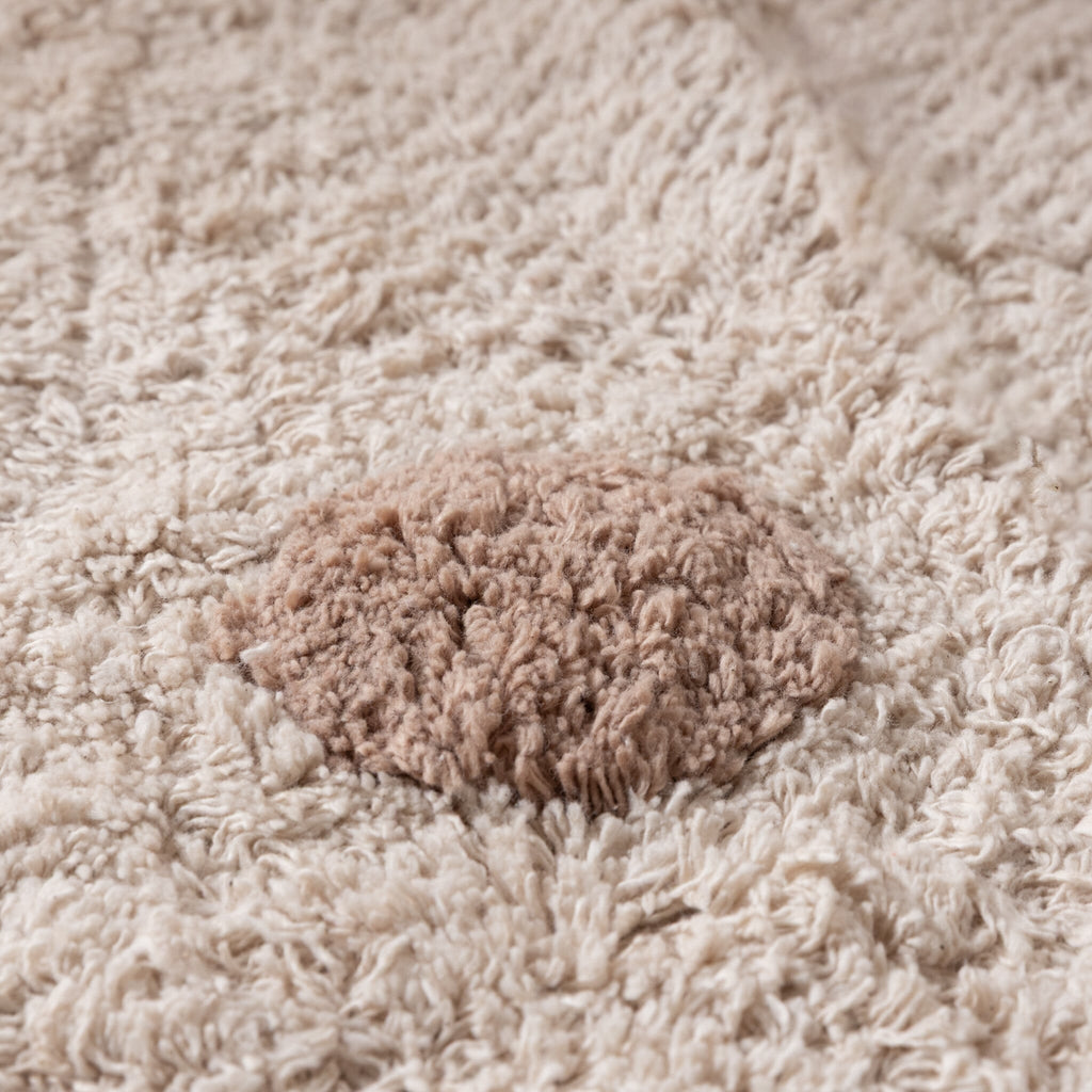 Round Kids’ Rug – Lou Dots Taupe