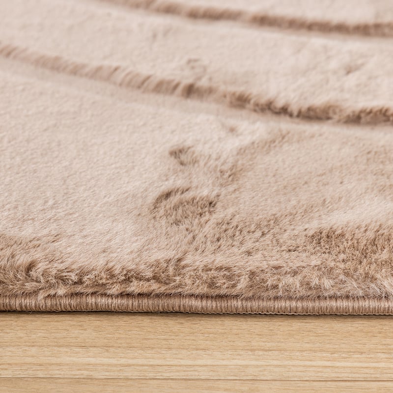 Soft High Pile Rug - Carvy Curves Taupe