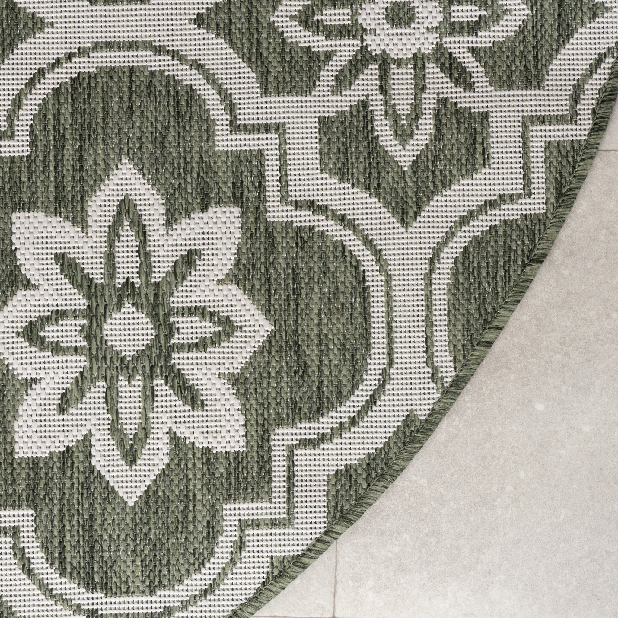 Round Outdoor Rug – Rio Flower Green