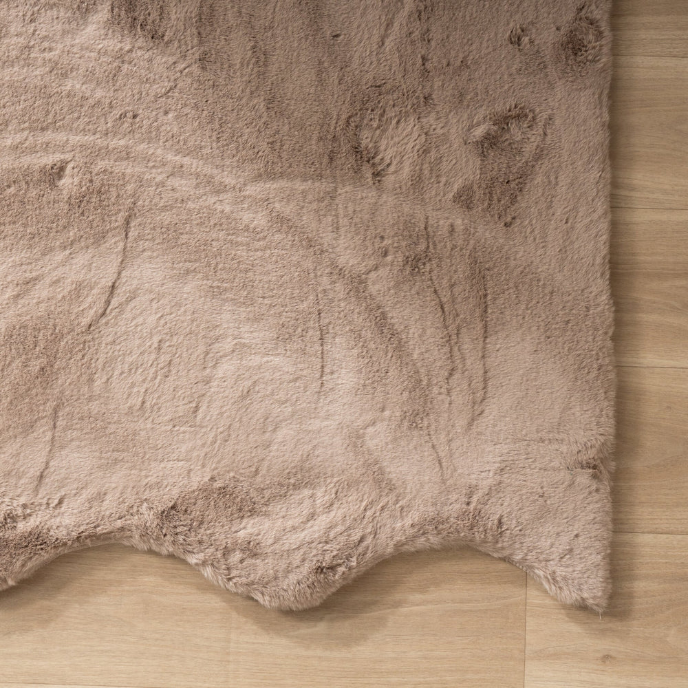 Soft High Pile Rug - Comfy Supreme Wavy Taupe