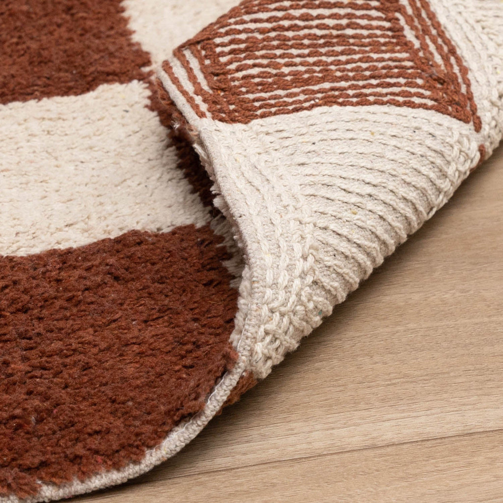 Retro Rug - Gambit Brown/White