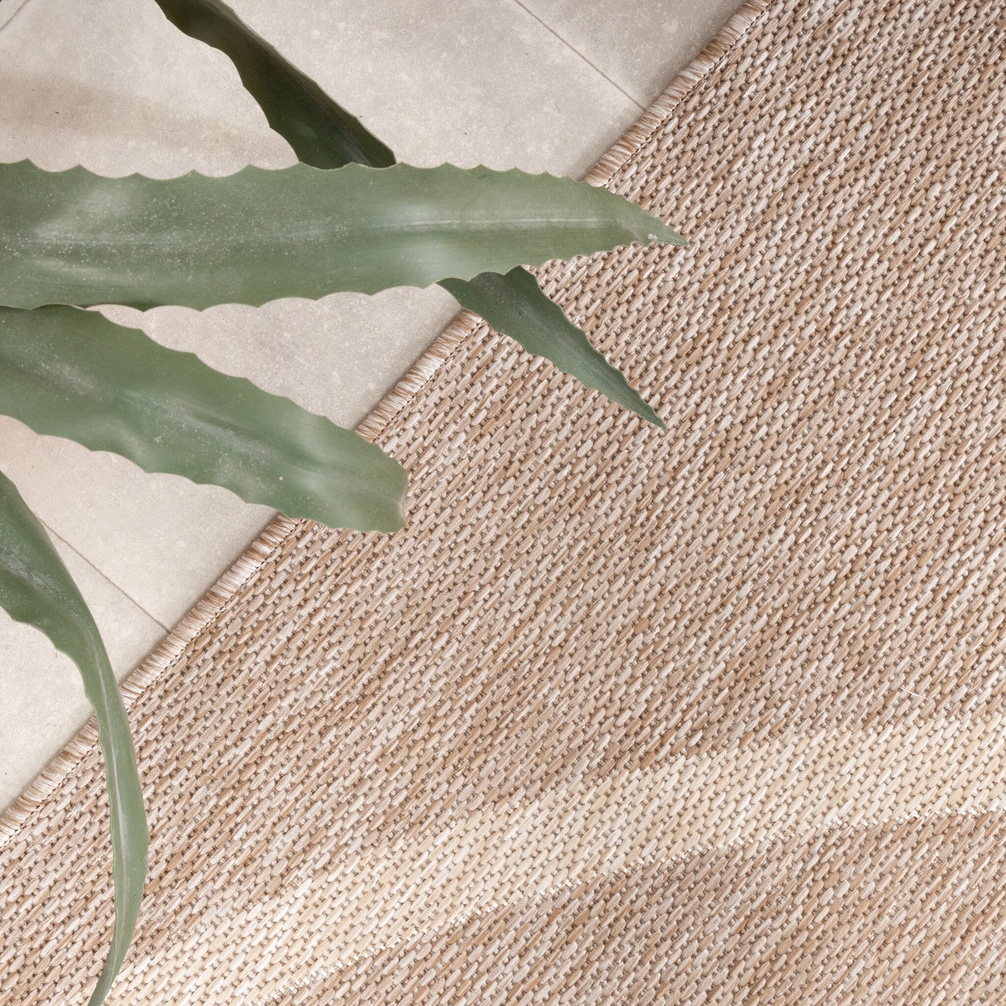 Outdoor Rug – Sierra Arches Beige/Cream