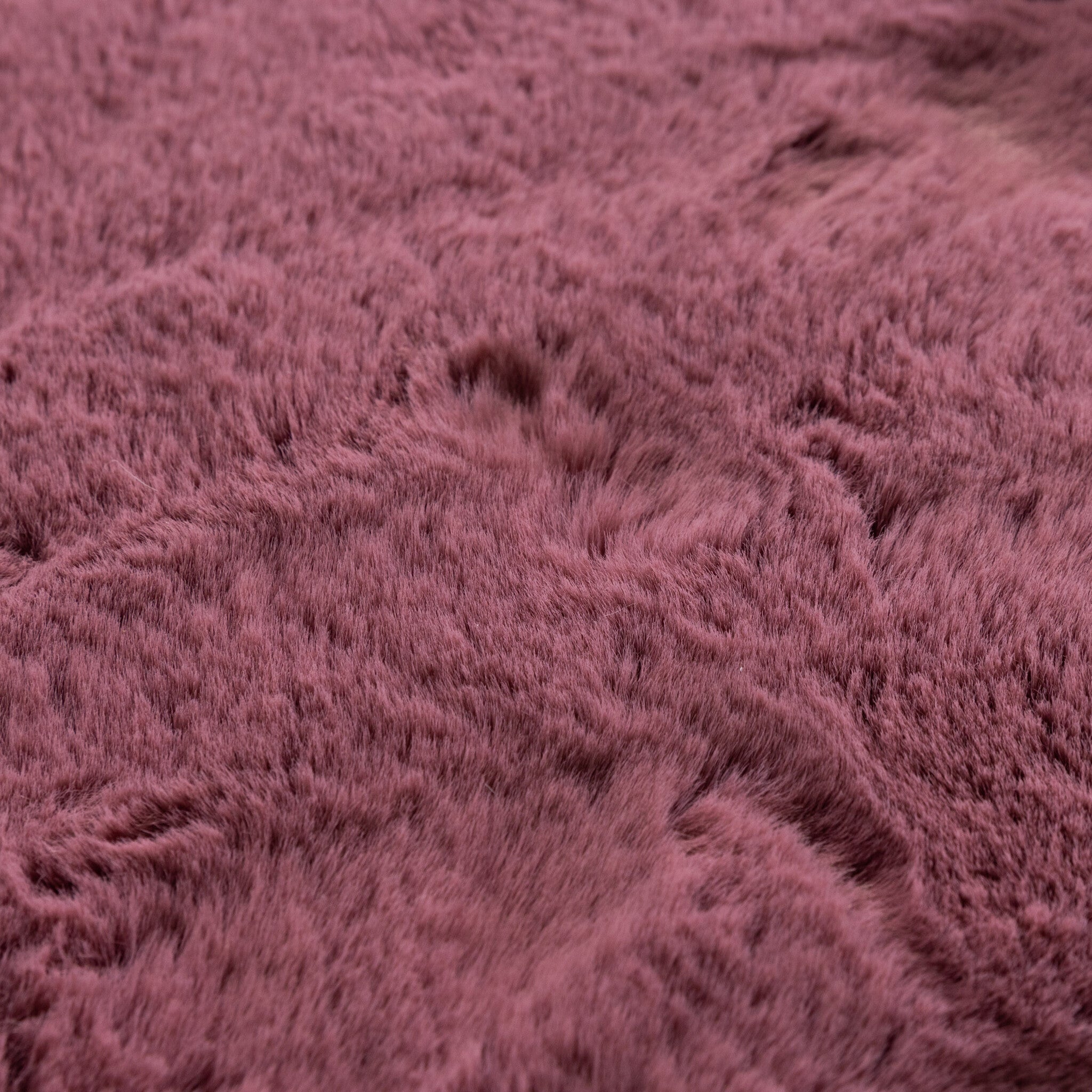 Round High Pile Rug - Comfy Supreme Dark Pink