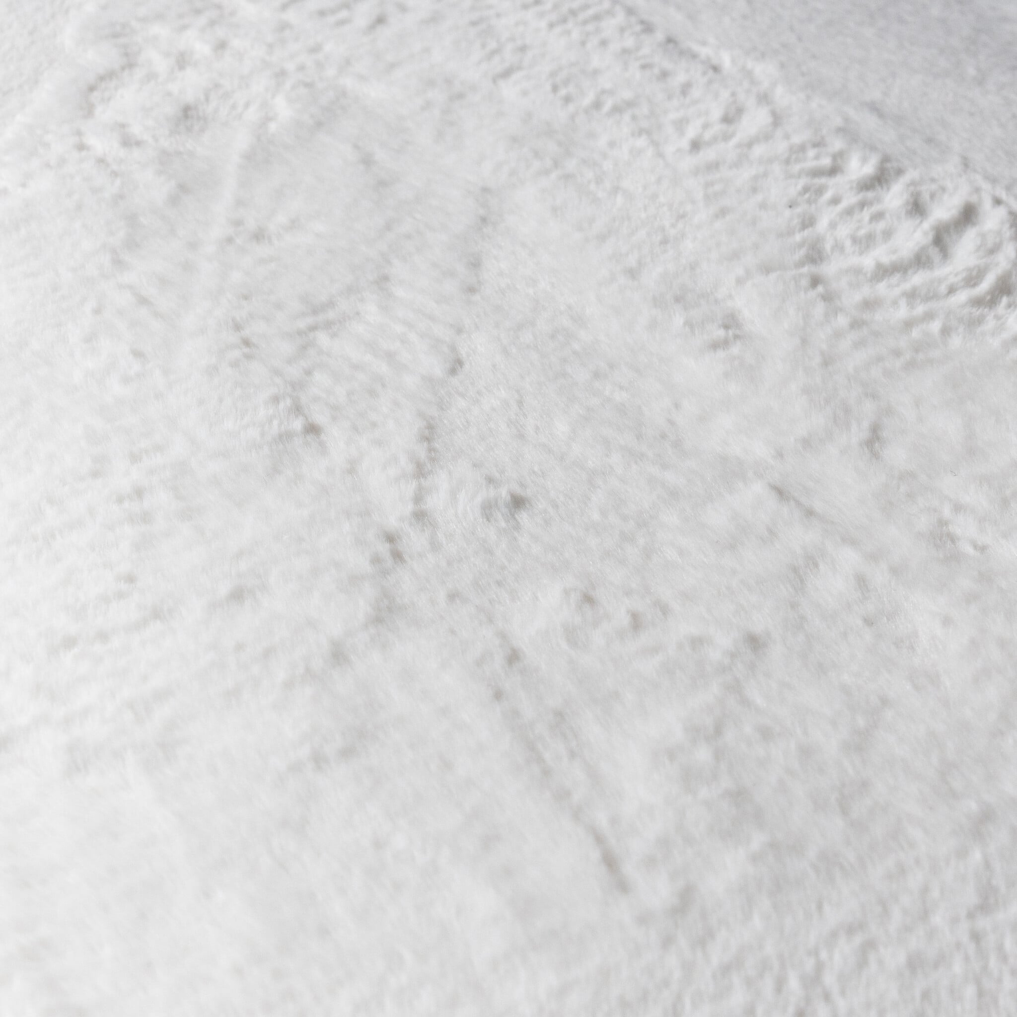 Soft Low-Pile Rug - Cozy White