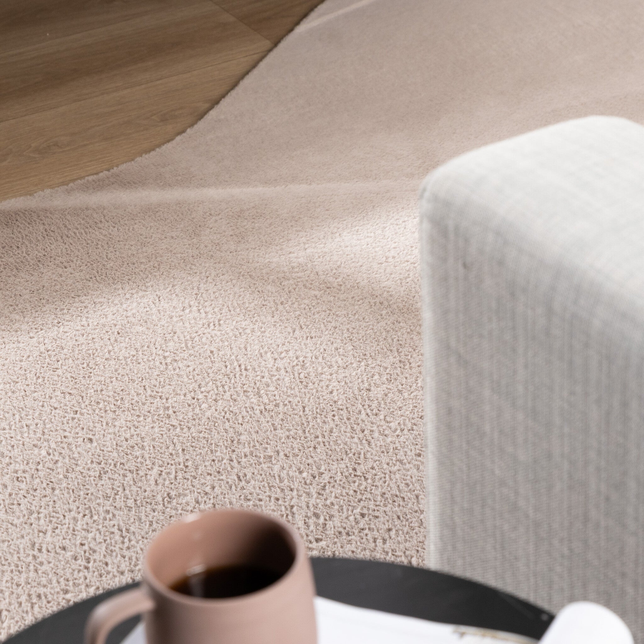 Soft Low-Pile Rug – Cozy Ripple Taupe