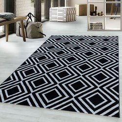 Modern floor rug - Streaky Square Black