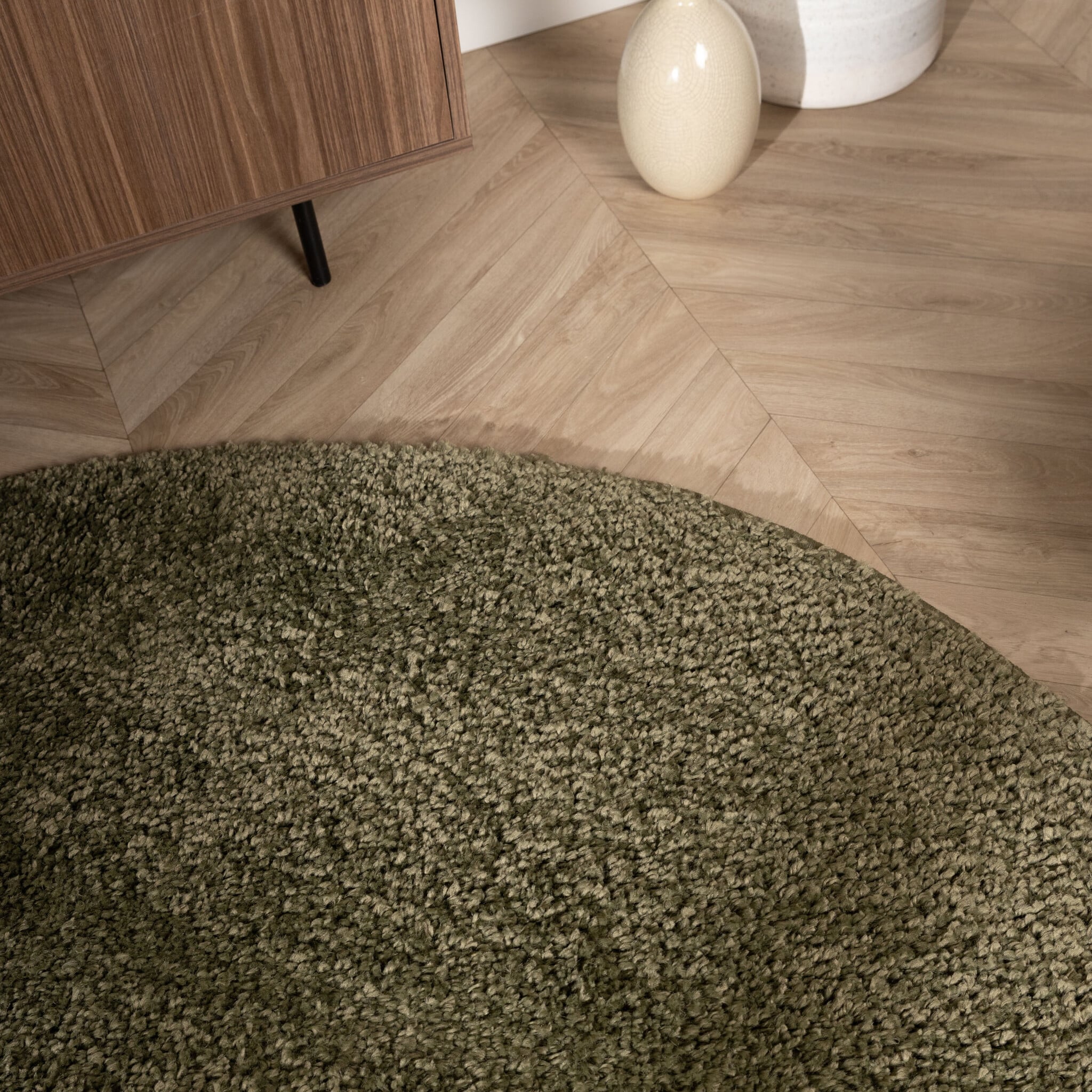 Round High-Pile Rug – Wish Green