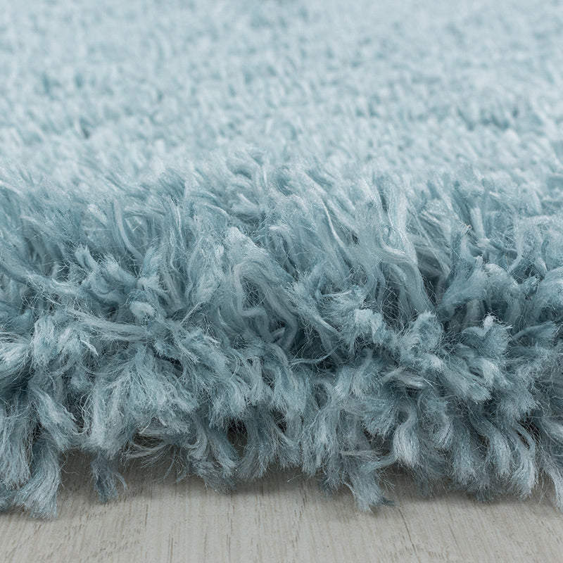 High-Pile Floor Rug - Fuzzy Light Blue