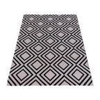Modern floor rug - Streaky Square Pink/Black
