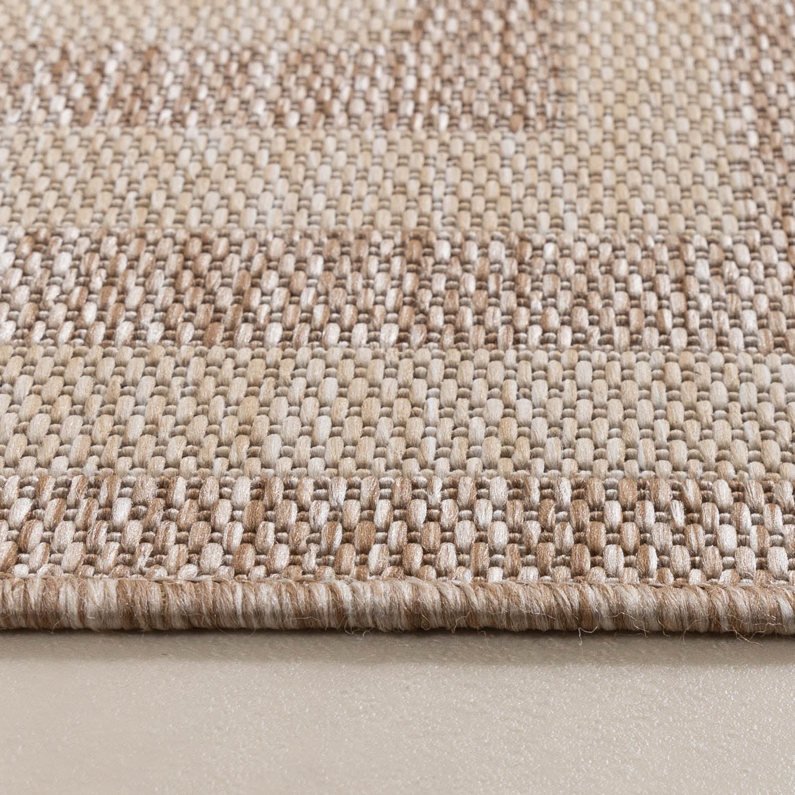 Balcony Rug - Sierra Frame Beige/Cream