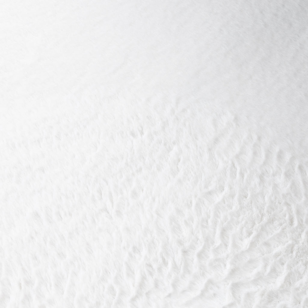 Round Low-Pile Rug - Cozy White