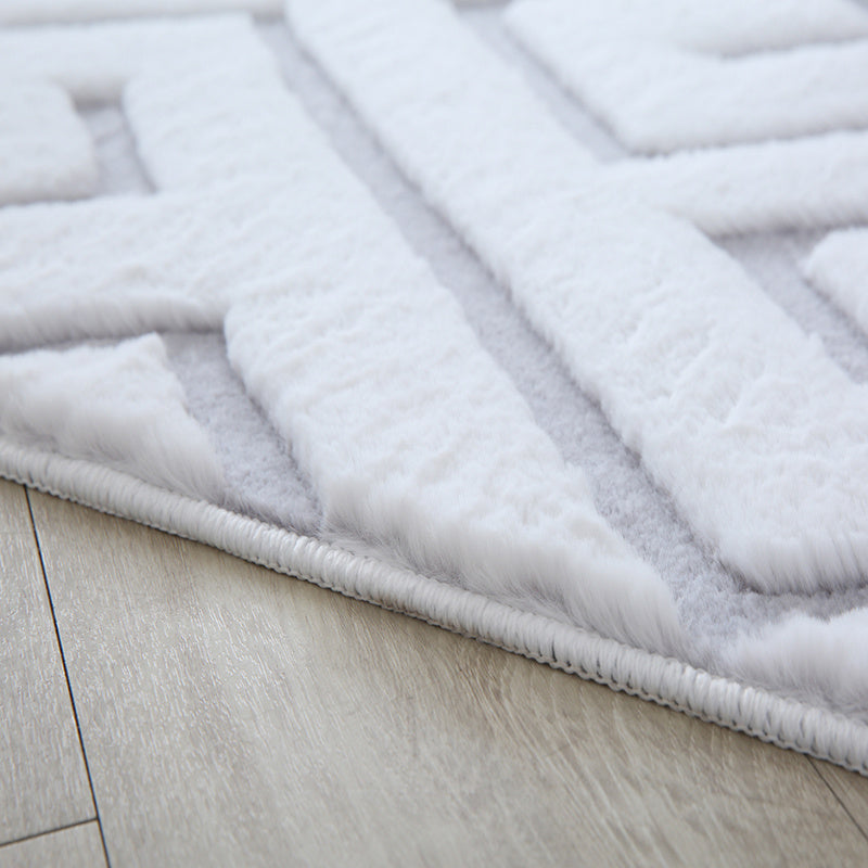 Soft geometric floor rug - Vellion Maze White/Silver