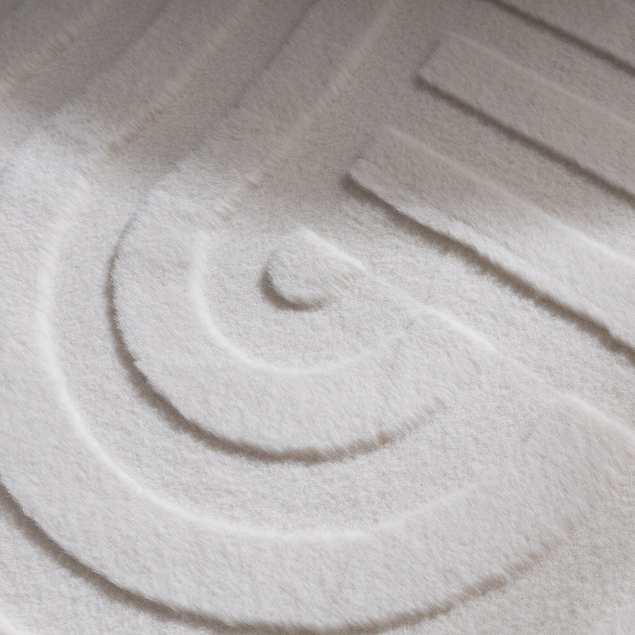 Irregular Rug - Flowy Wavy Cream