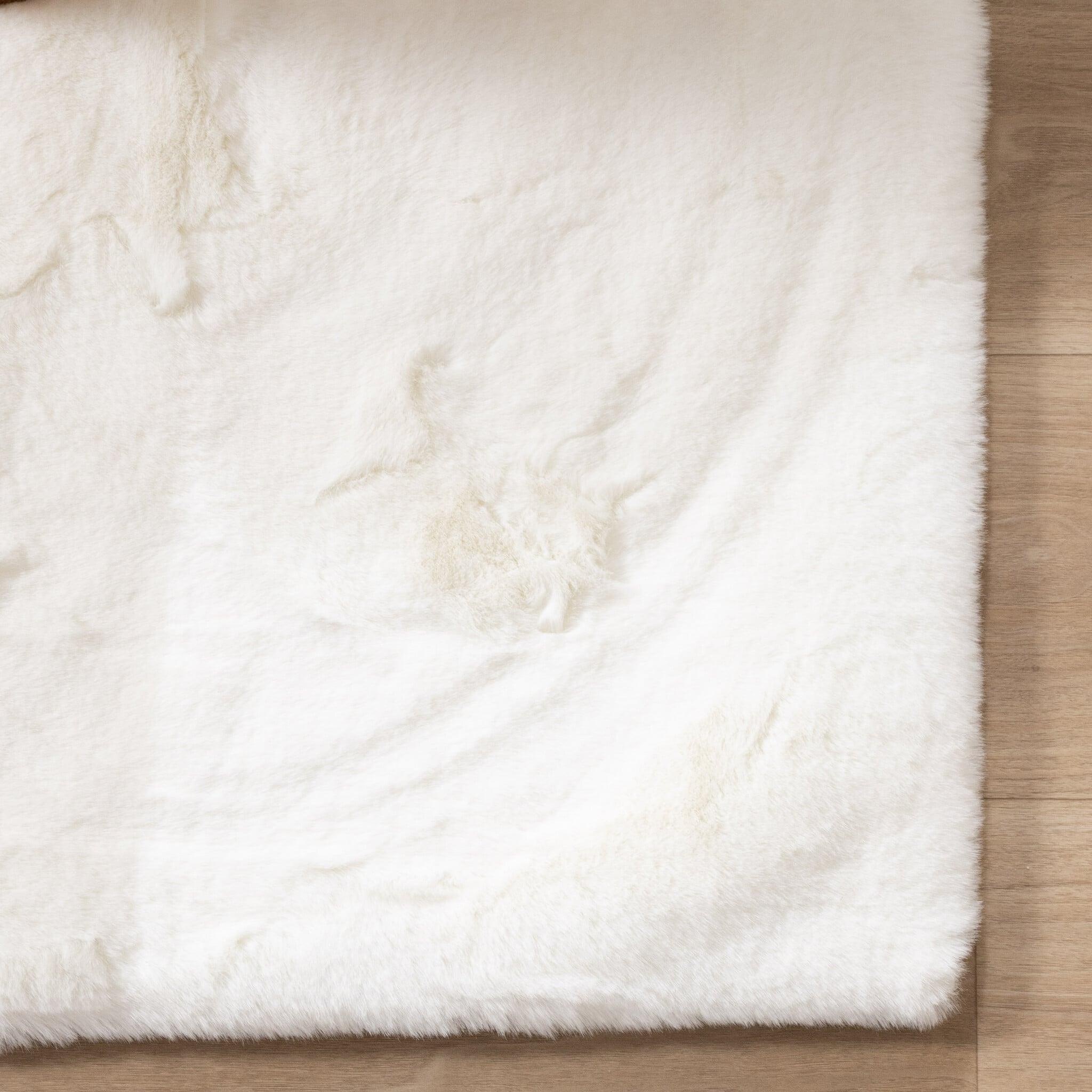Soft High Pile Rug - Comfy Supreme White