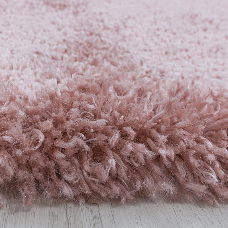 Round High-Pile Floor Rug - Fuzzy Pink