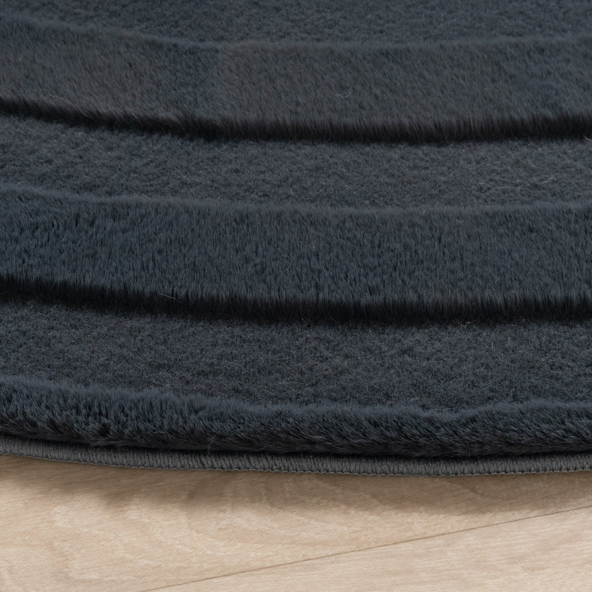 Irregular Rug - Flowy Lines Anthracite
