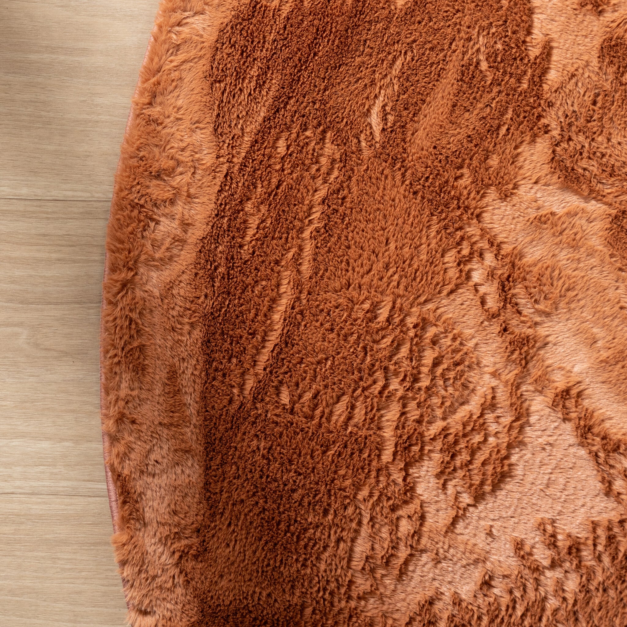 Round Low-Pile Rug – Cozy Terracotta