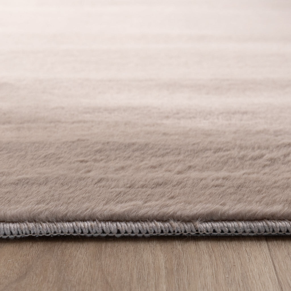 Soft Low-Pile Rug - Cozy Taupe