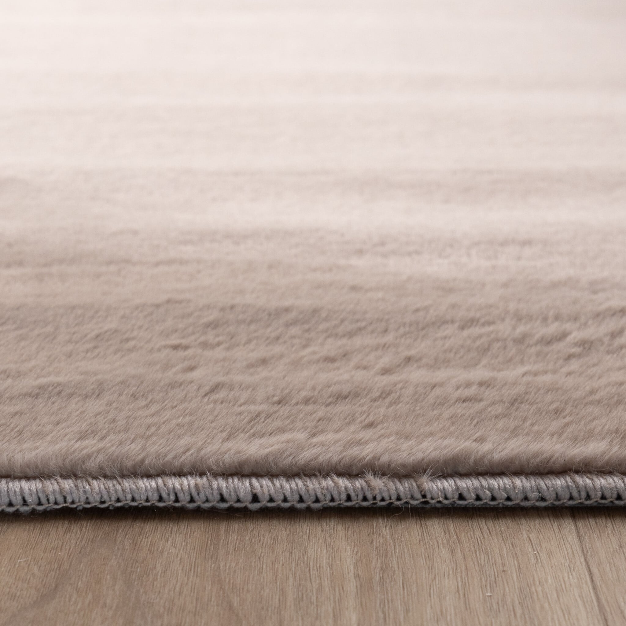 Soft Low-Pile Rug - Cozy Taupe