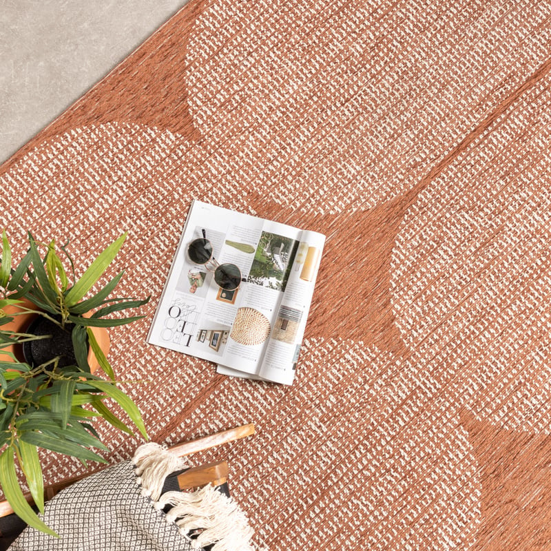 Modern Outdoor Rug - Porto Curves Terracotta