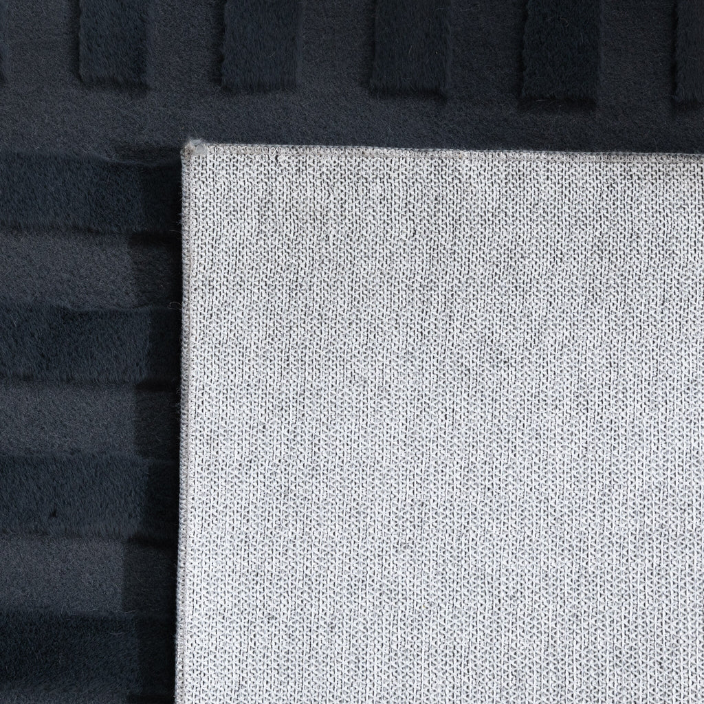 Irregular Rug - Flowy Lines Anthracite