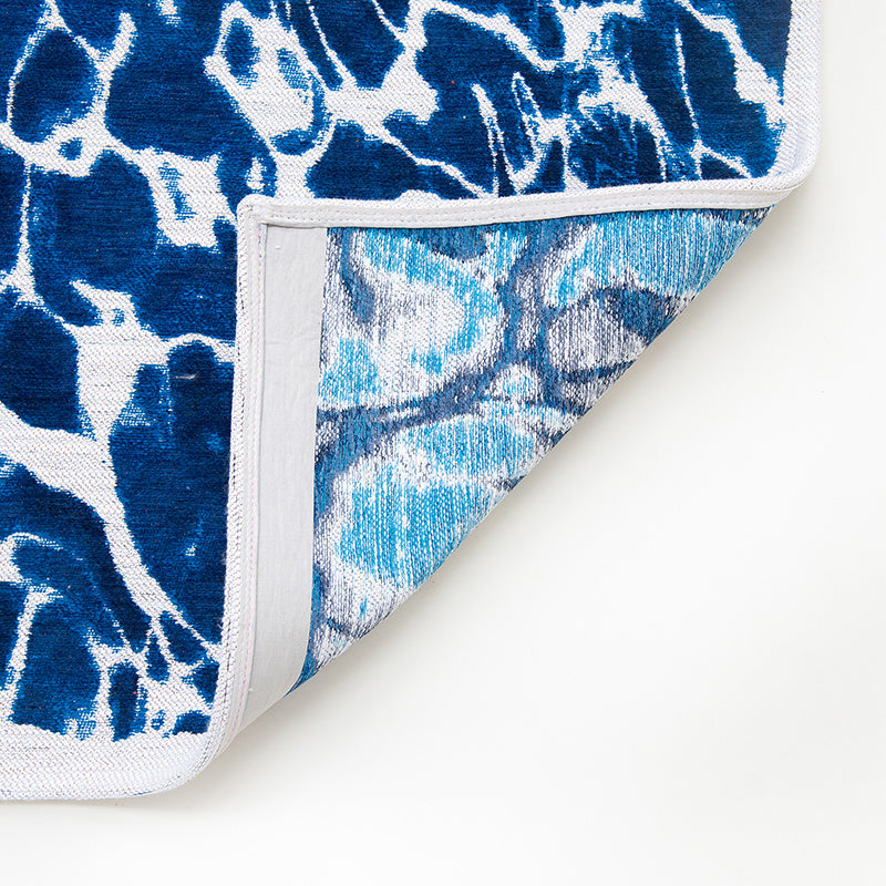 Abstract floor rug - Swim Surf 9351