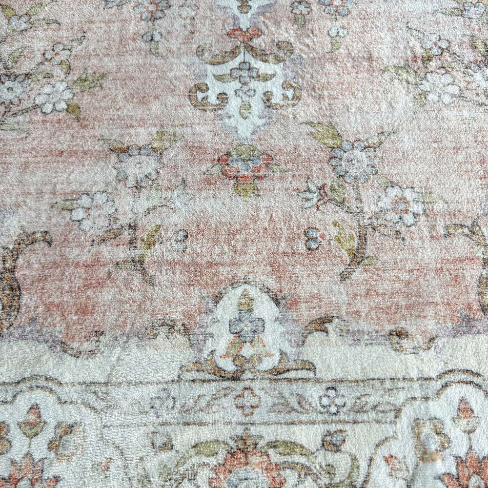 Vintage Rug - Ember Medallion Pink