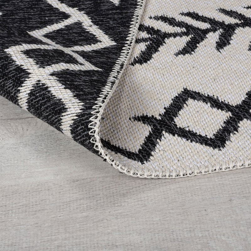 Geometric Floor Rug - Decio Edie Black/White