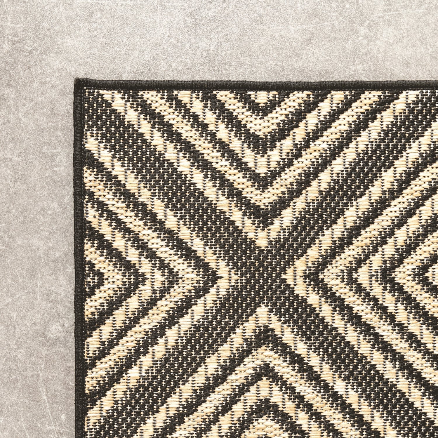 Outdoor Rug - Brava Black